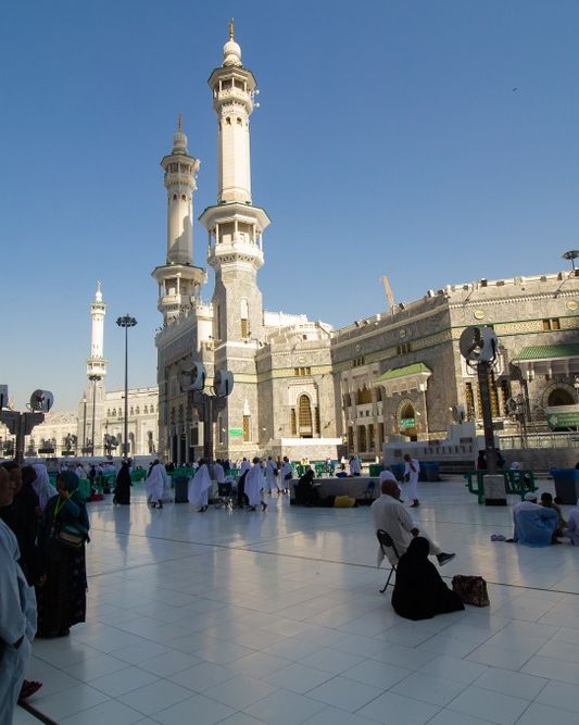فضل المدينة النبوية وآداب زيارتها