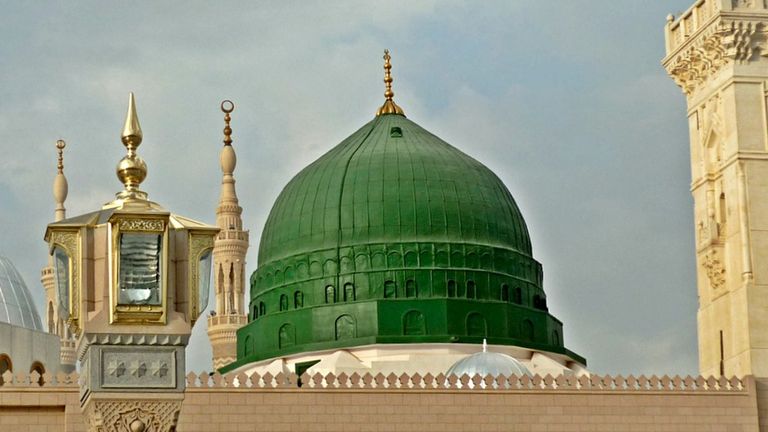 صفحات من تاريخ المدينة المنورة